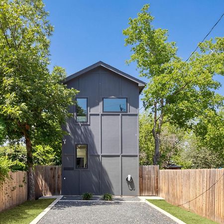 The Heritage Haus - Modern Cabin In Downtown San Antonio Villa ภายนอก รูปภาพ